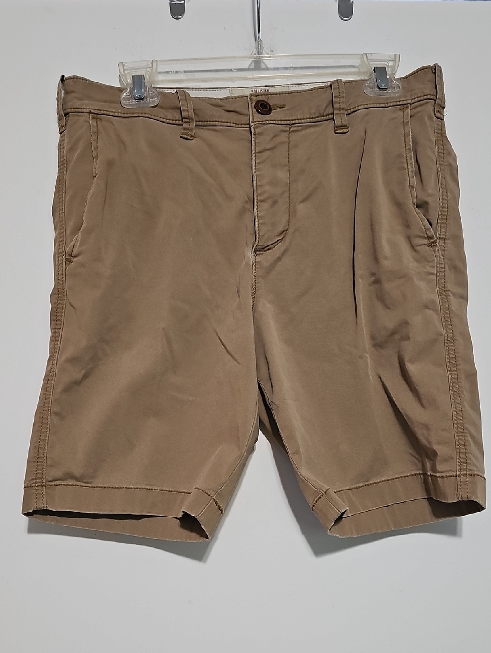 Hollister Classic Fit Men's Tan Casual Chino Shorts Sz 30 Epic Flex